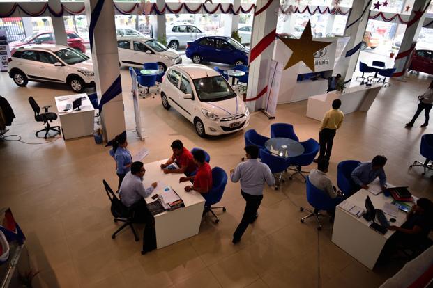 Car Showroom4-kkDG--621x414@LiveMint